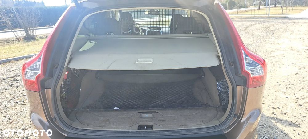 Volvo XC 60 D5 AWD Summum - 6