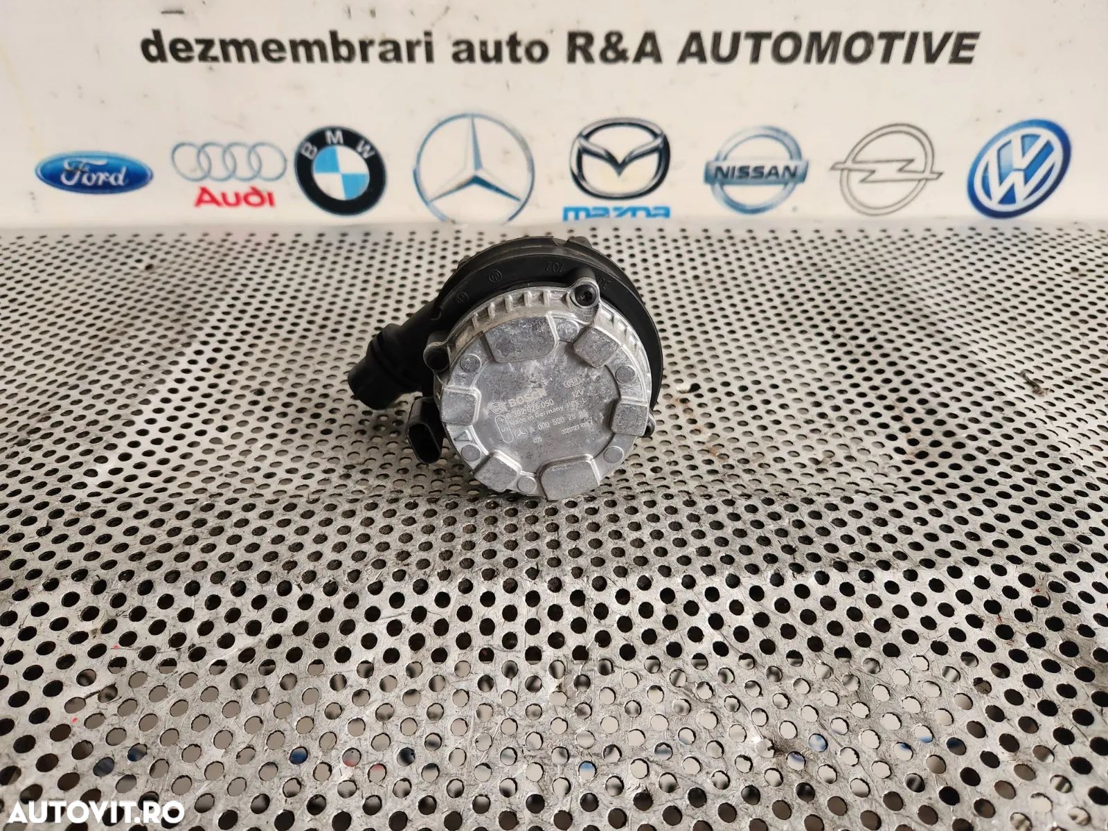 Pompa Apa Auxiliara Electrica Mercedes CLA GLA A/B Class C/X118 W176 W247 GLB C/E/S Class W205 W213 - 1
