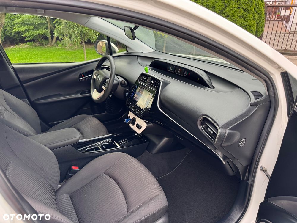 Toyota Prius Hybrid Comfort - 14