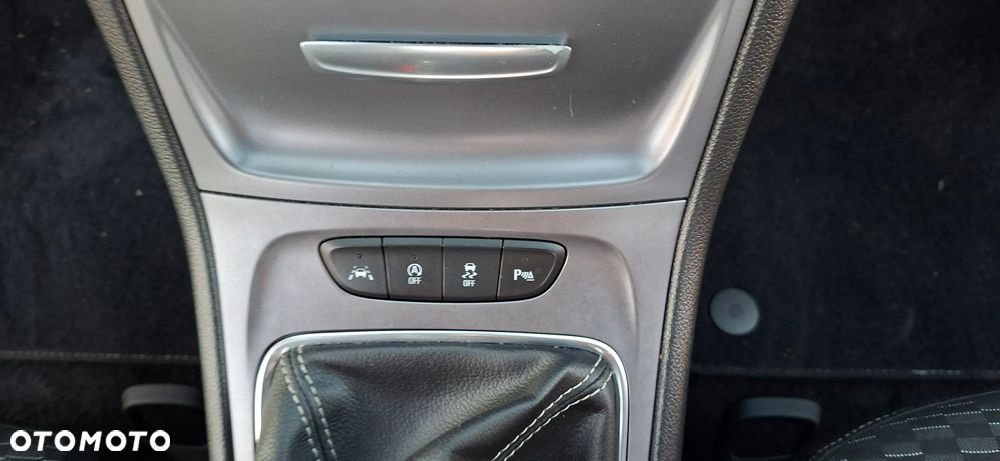 Opel Astra 1.6 D (CDTI) Edition - 18
