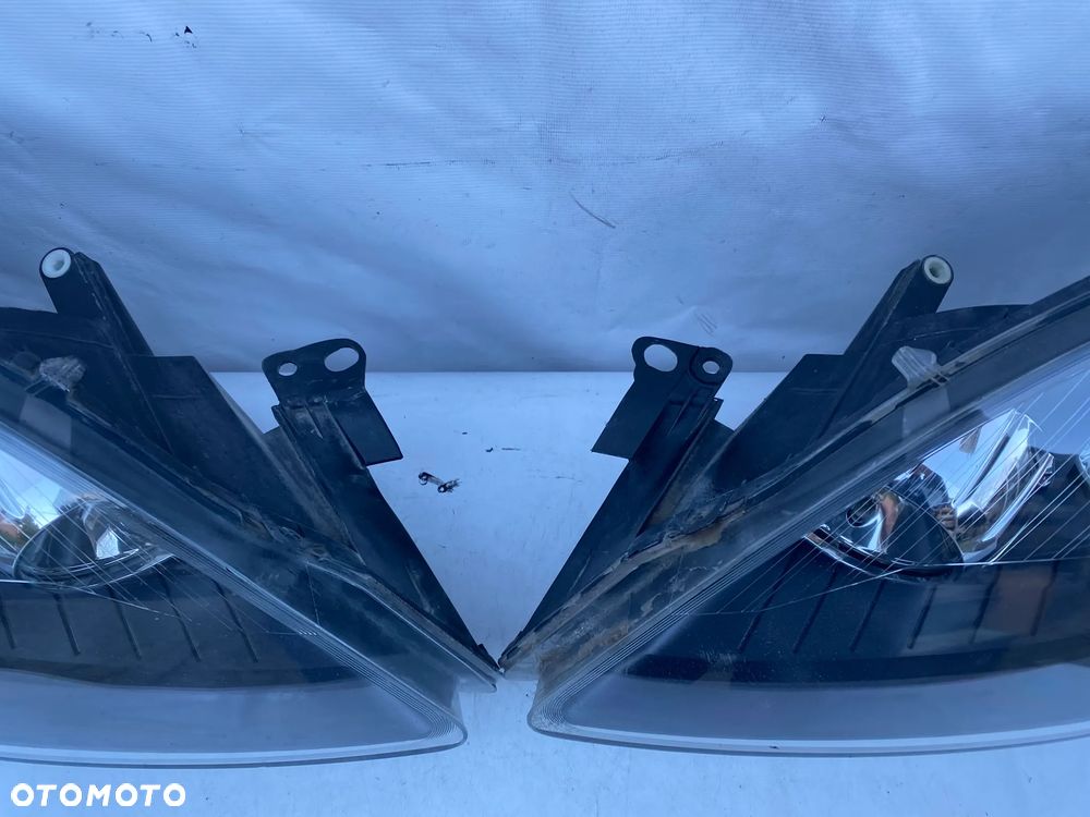 lampy opel zafira b komplet eu całe - 4