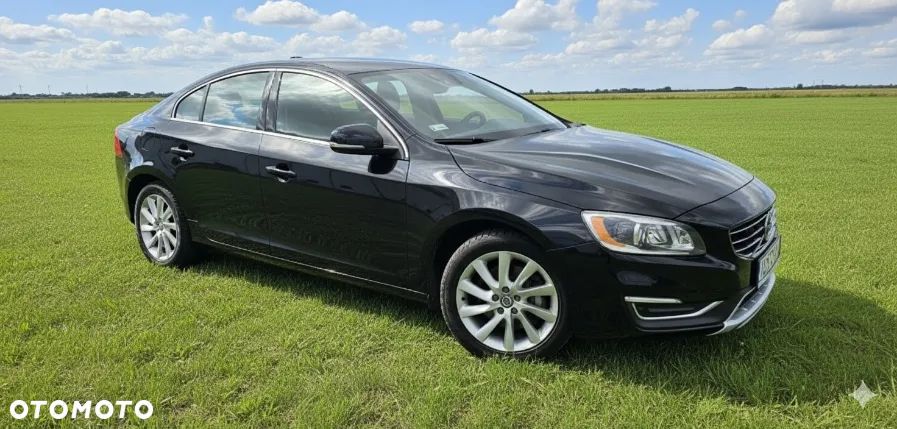 Volvo S60 - 1