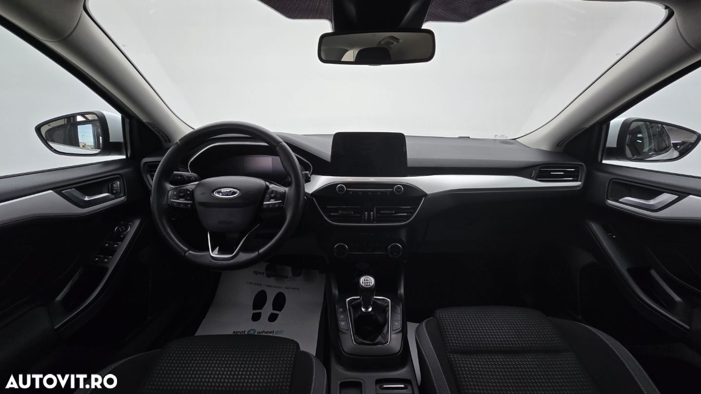 Ford Focus 1.0 EcoBoost Trend Edition - 14