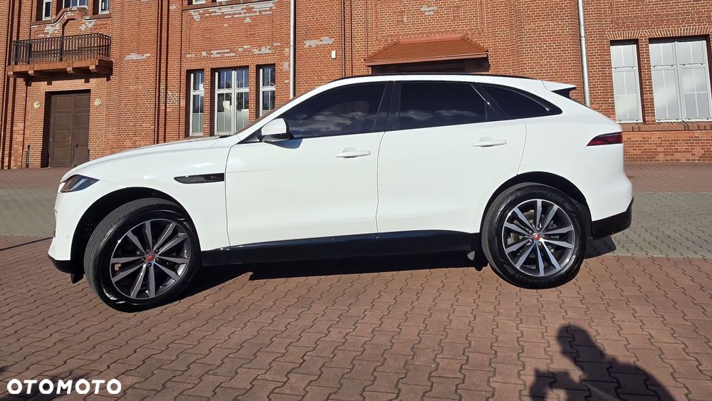 Jaguar F-Pace P250 AWD - 9