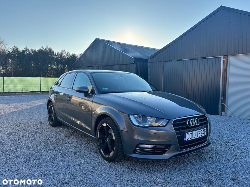 Audi A3 Sportback 2.0 TDI Ambiente - 3