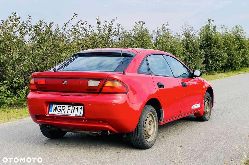 Mazda 323F