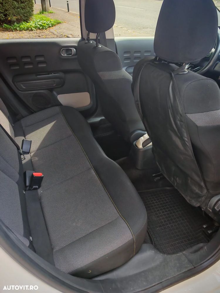 Citroën C3 1.2 PureTech BVM Shine - 13