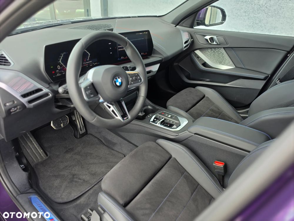 BMW Seria 1 120 mHEV - 18