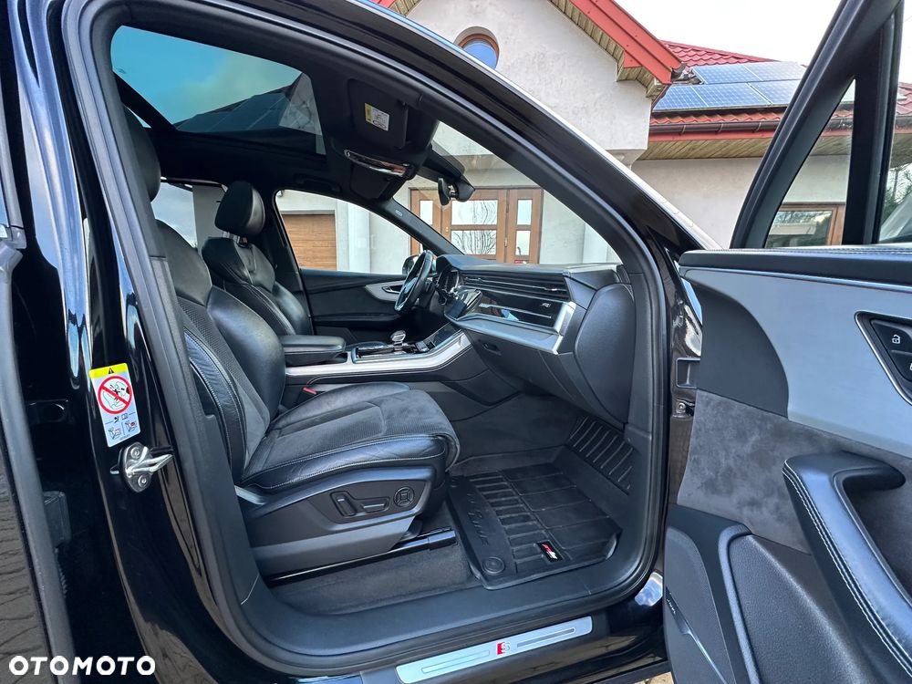Audi SQ7 - 24