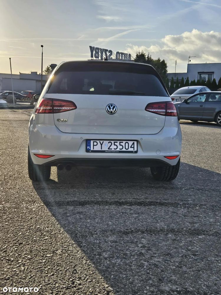 Volkswagen Golf 2.0 TDI BMT GTD DSG - 3