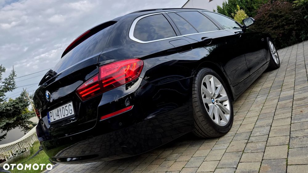 BMW Seria 5 520d Luxury Line - 13