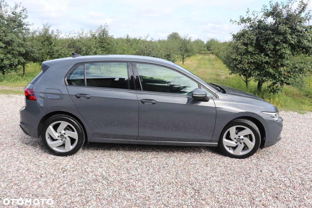 Volkswagen Golf VIII 2.0 TDI Life Plus - 22