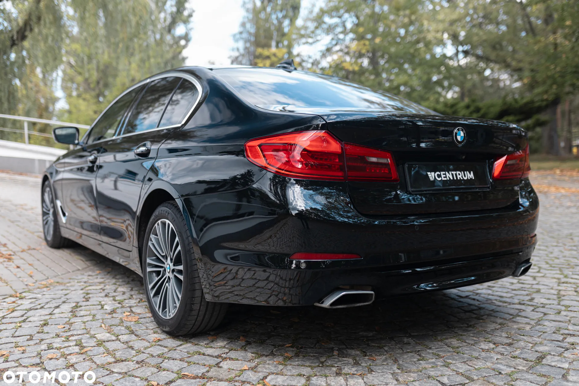 BMW Seria 5 540i GPF Sport Line sport - 9
