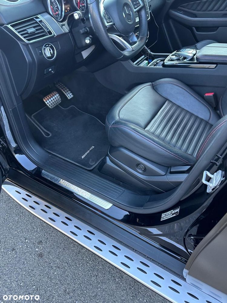 Mercedes-Benz GLE 350 d 4Matic 9G-TRONIC AMG Line - 22