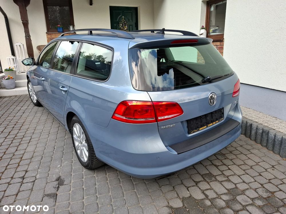 Volkswagen Passat 2.0 TDI Comfortline - 31