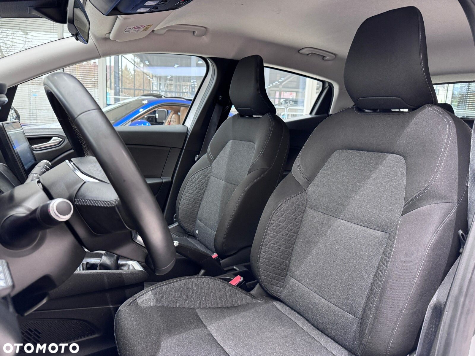 Renault Clio - 11