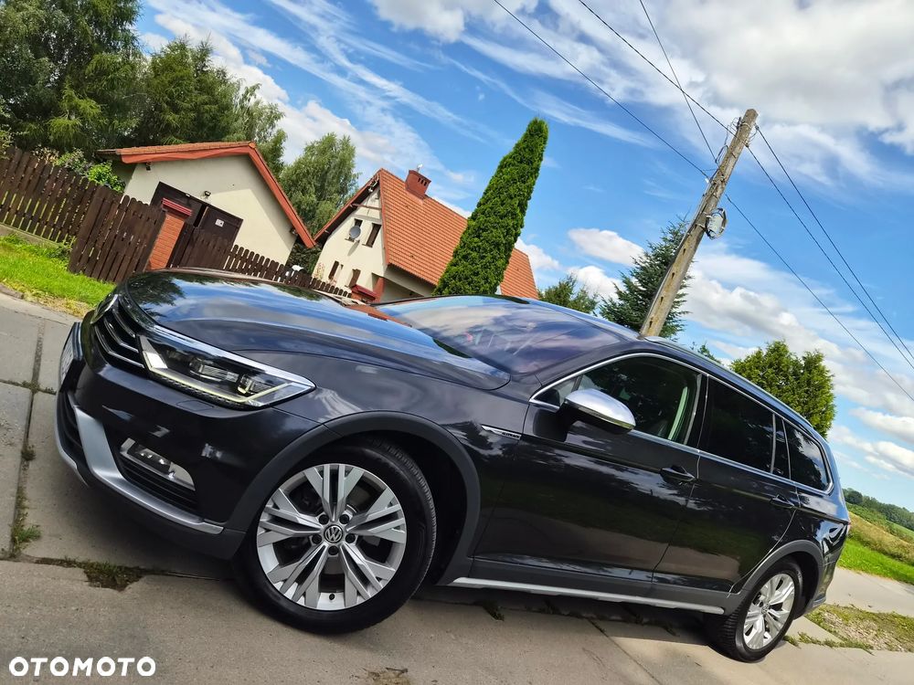 Volkswagen Passat Alltrack 2.0 TDI SCR 4Motion DSG - 2