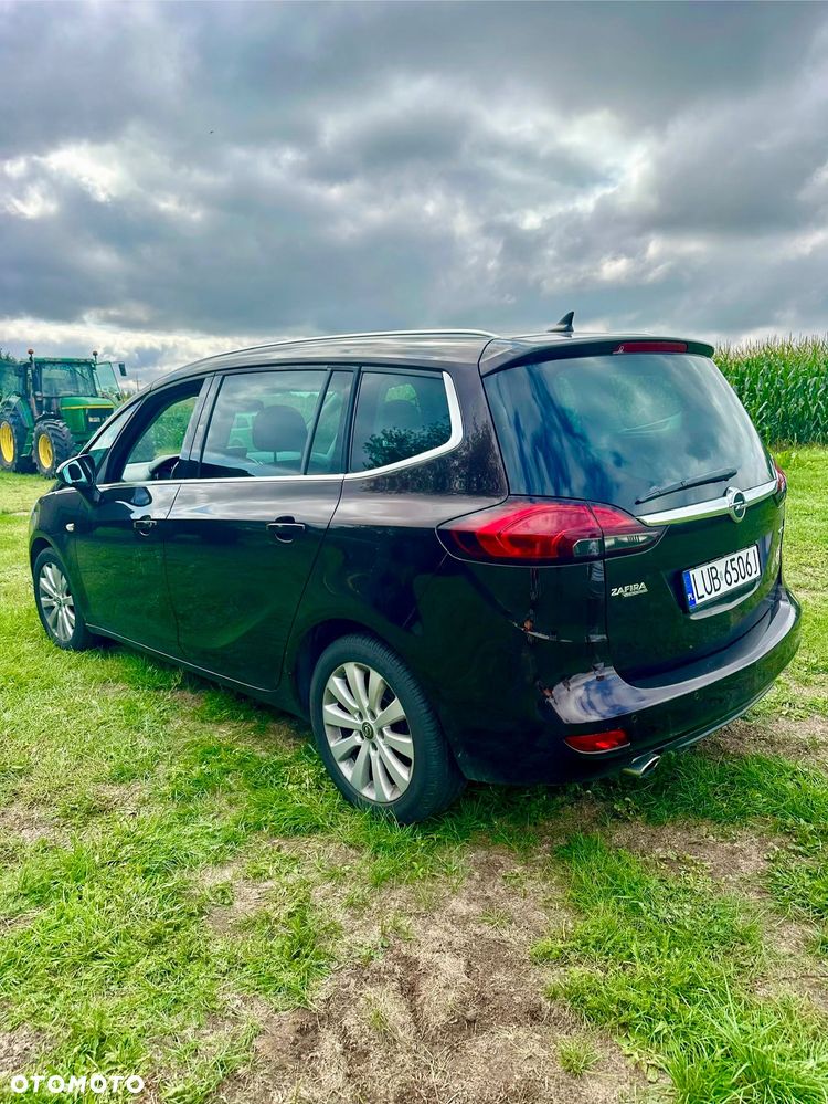 Opel Zafira - 4