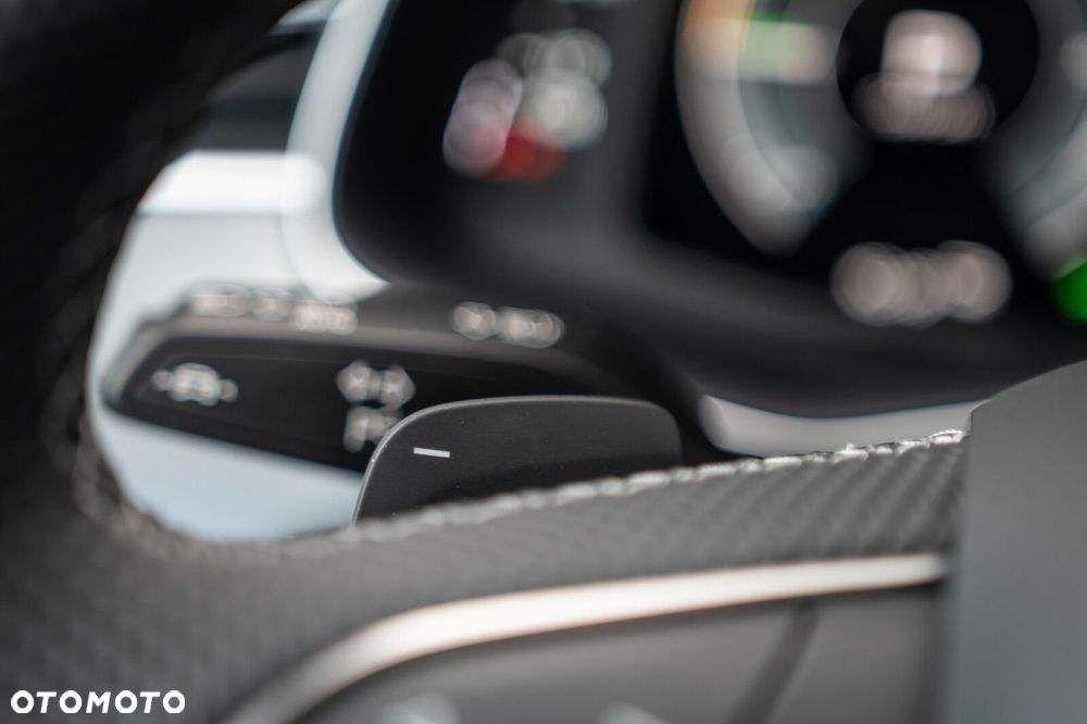 Audi Q8 TFSI e PHEV 360 kW Quattro Tiptronic - 29