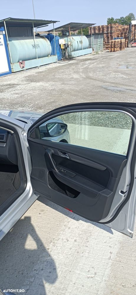 Volkswagen Passat Variant 2.0 TDI Comfortline DPF DSG - 12