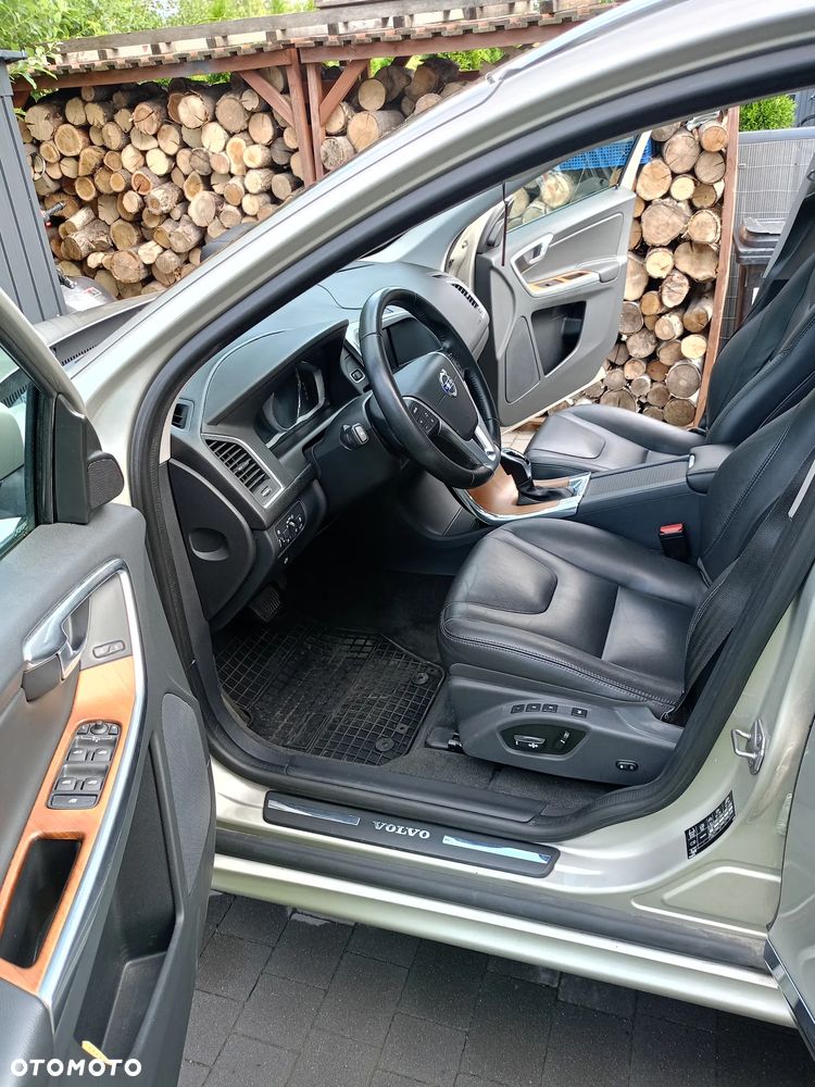 Volvo XC 60 D4 AWD Summum - 12