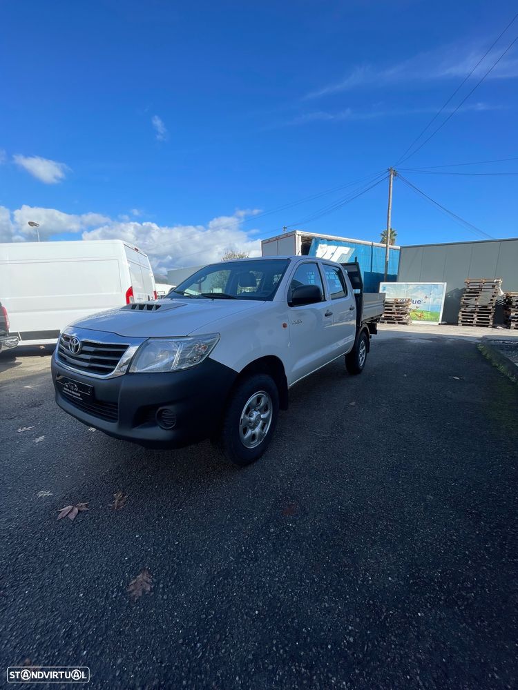 Toyota D-4D 2WD CE - 2