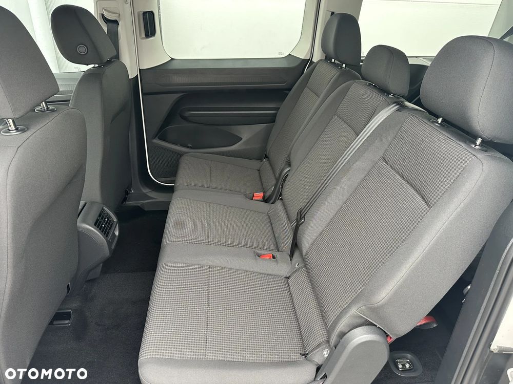 Volkswagen Caddy Maxi 2.0 TDI DSG - 8