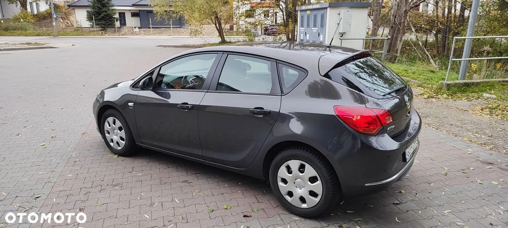 Opel Astra 1.6 Active - 12