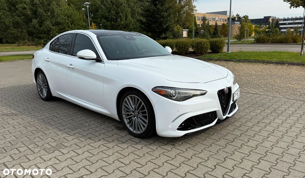 Alfa Romeo Giulia 2.0 Turbo 16V AT8 Veloce - 6