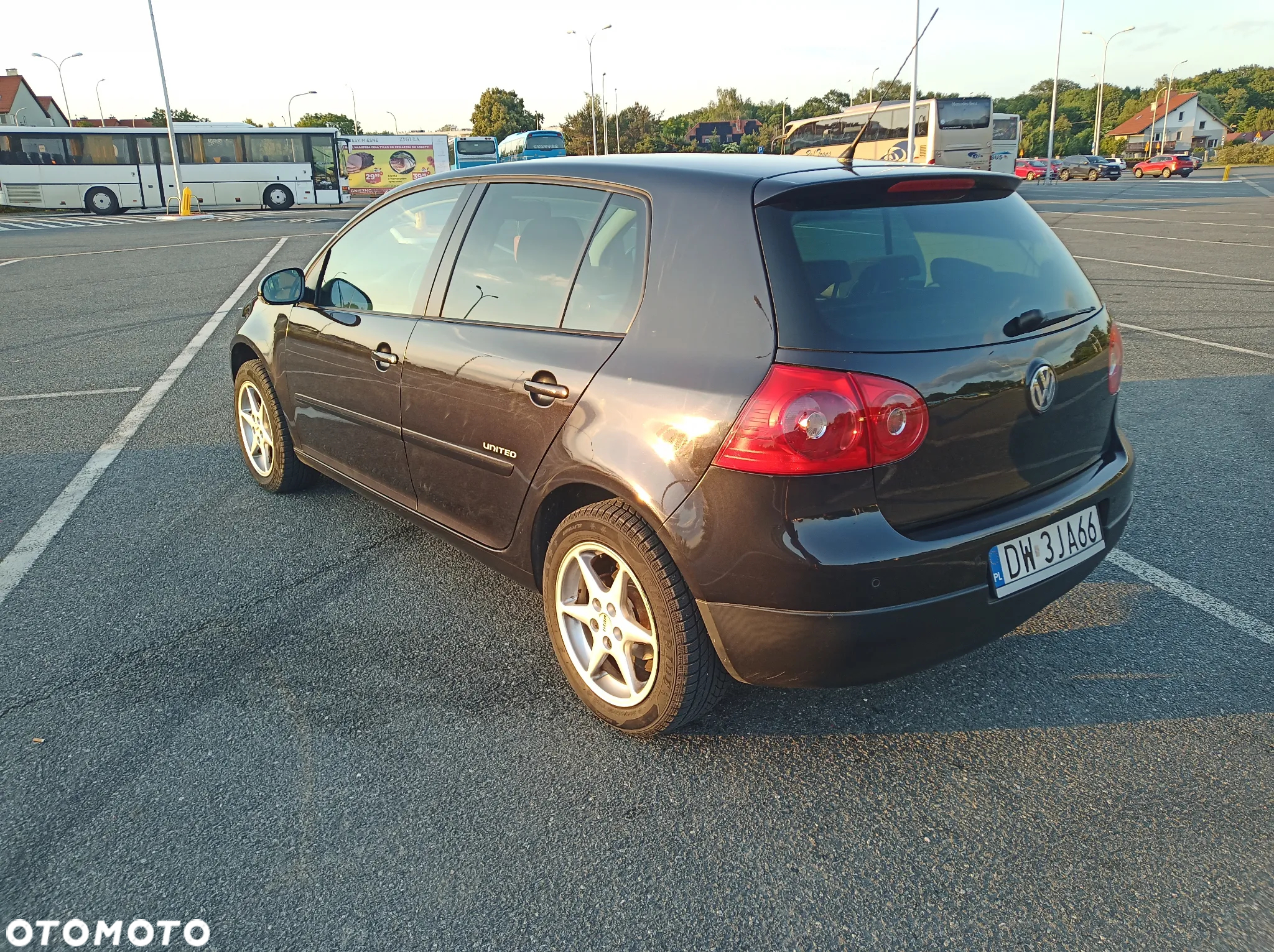 Volkswagen Golf - 10