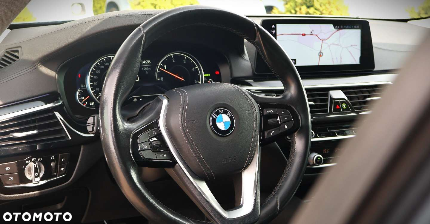 BMW Seria 5 - 11