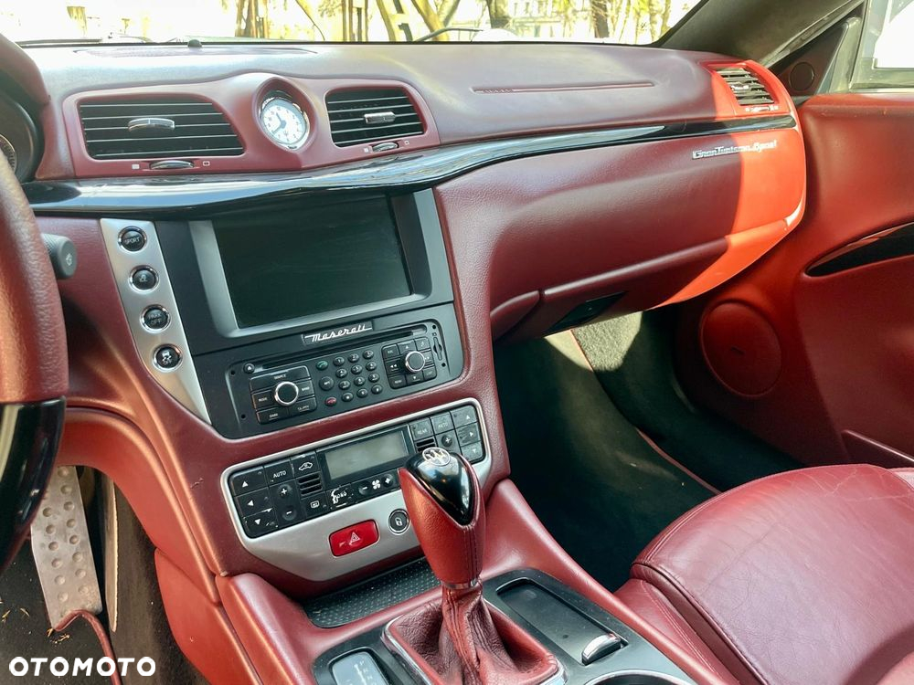 Maserati GranTurismo S Automatik - 10