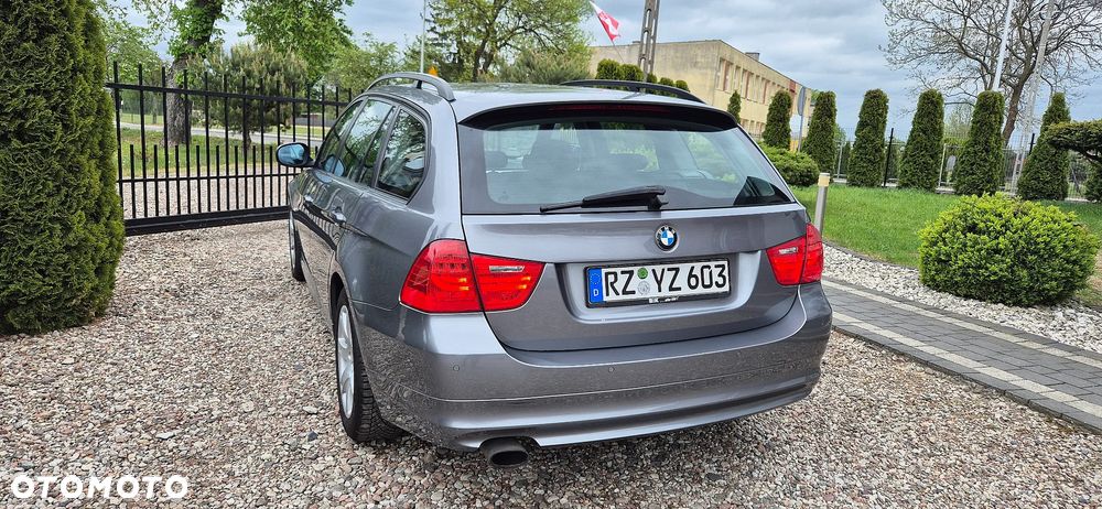 BMW Seria 3 320i Edition Lifestyle - 20