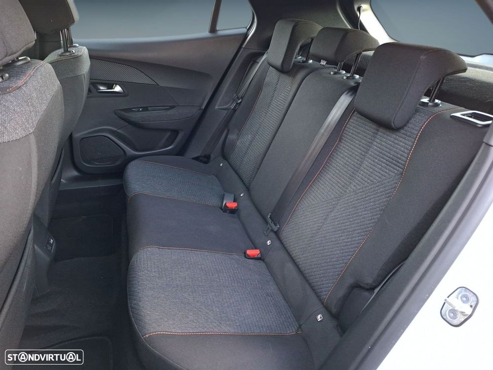Peugeot e-2008 54 kWh Active - 12