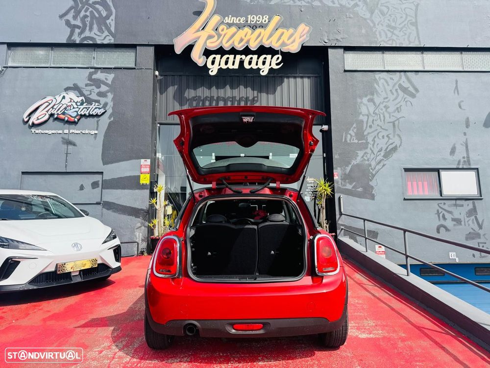 MINI 3 Portas One First - 13