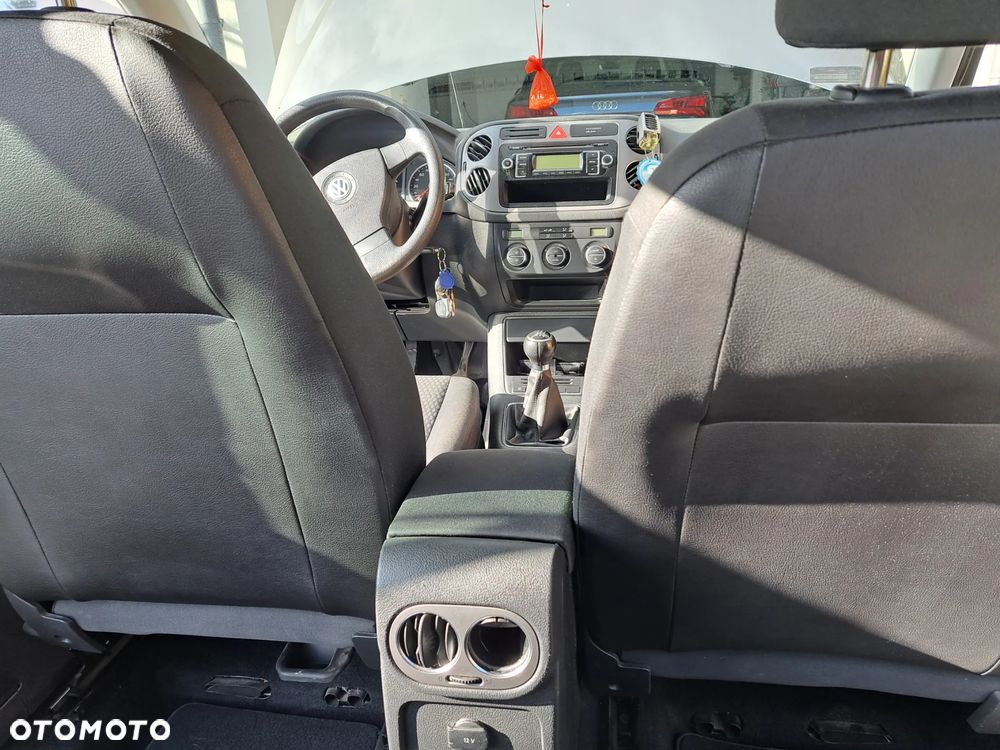 Volkswagen Tiguan - 7