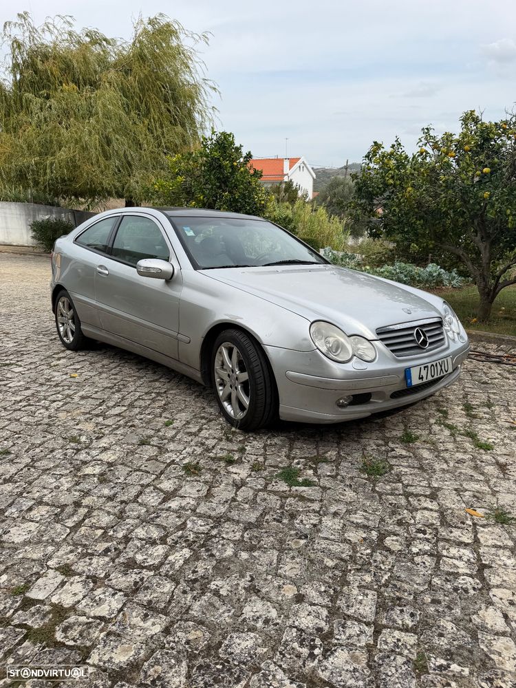 Mercedes-Benz C 220 - 6