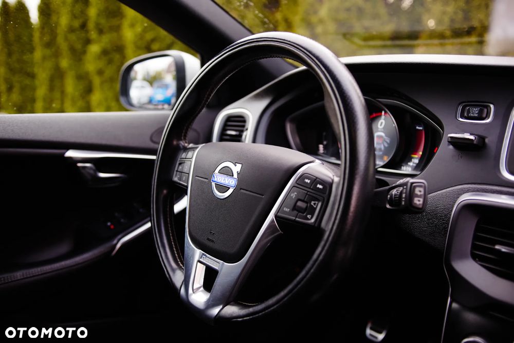 Volvo V40 D2 RDesign - 23