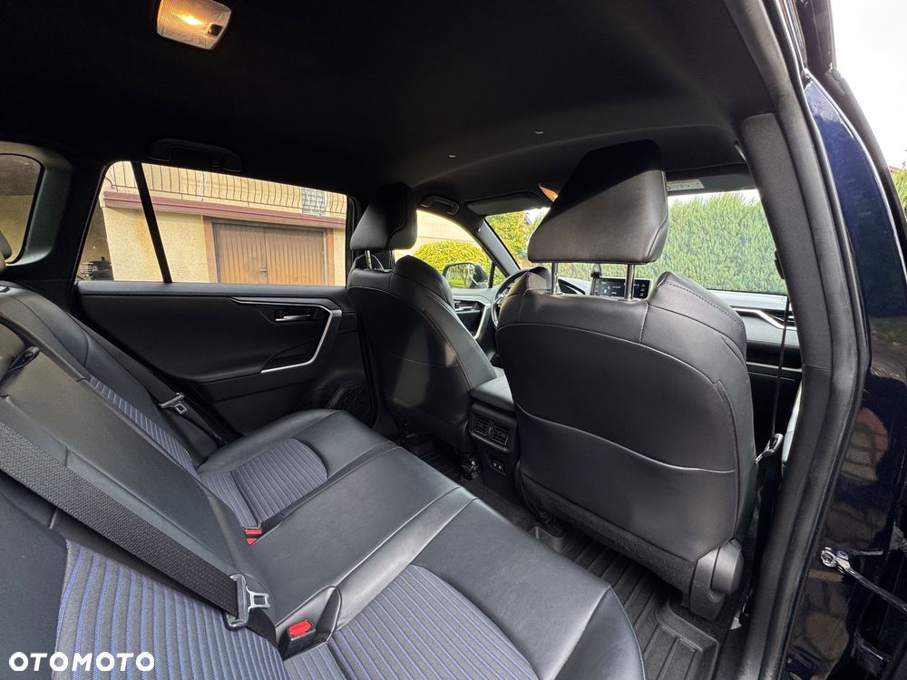 Toyota RAV4 2.5 Hybrid Selection 4x4 - 38