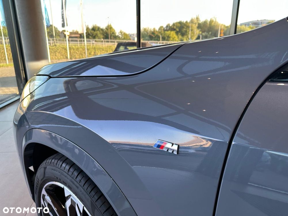 BMW X1 sDrive18d xLine - 12