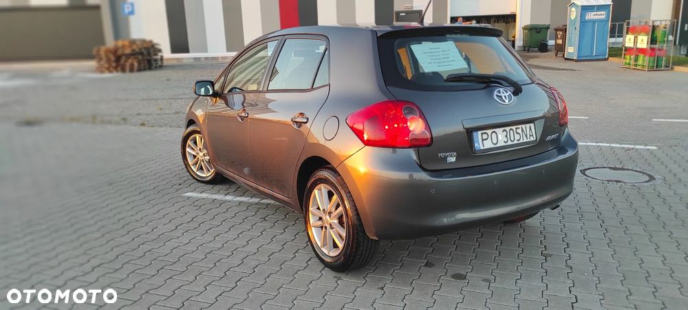 Toyota Auris 1.6 Sol - 6