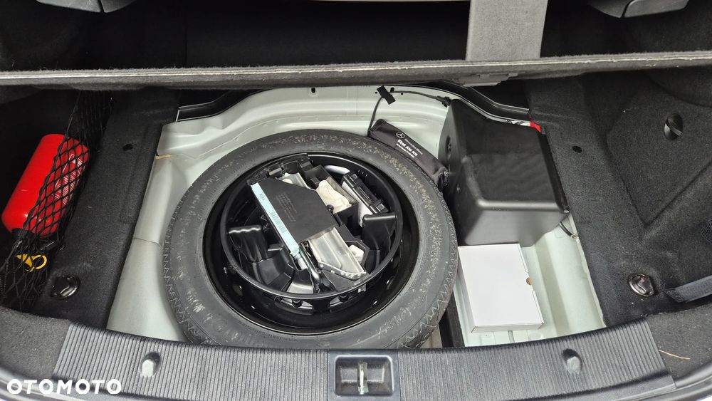 Mercedes-Benz Klasa E 400 7G-TRONIC - 21