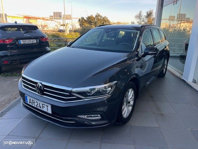 VW Passat Variant - 2