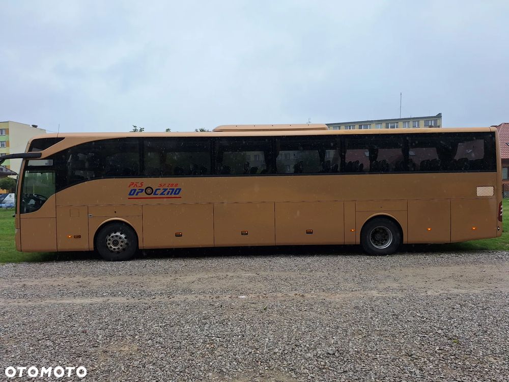 Mercedes-Benz Tourismo - 4