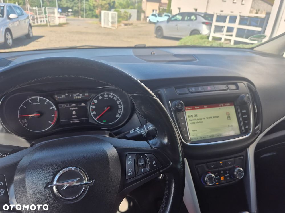 Opel Zafira - 13