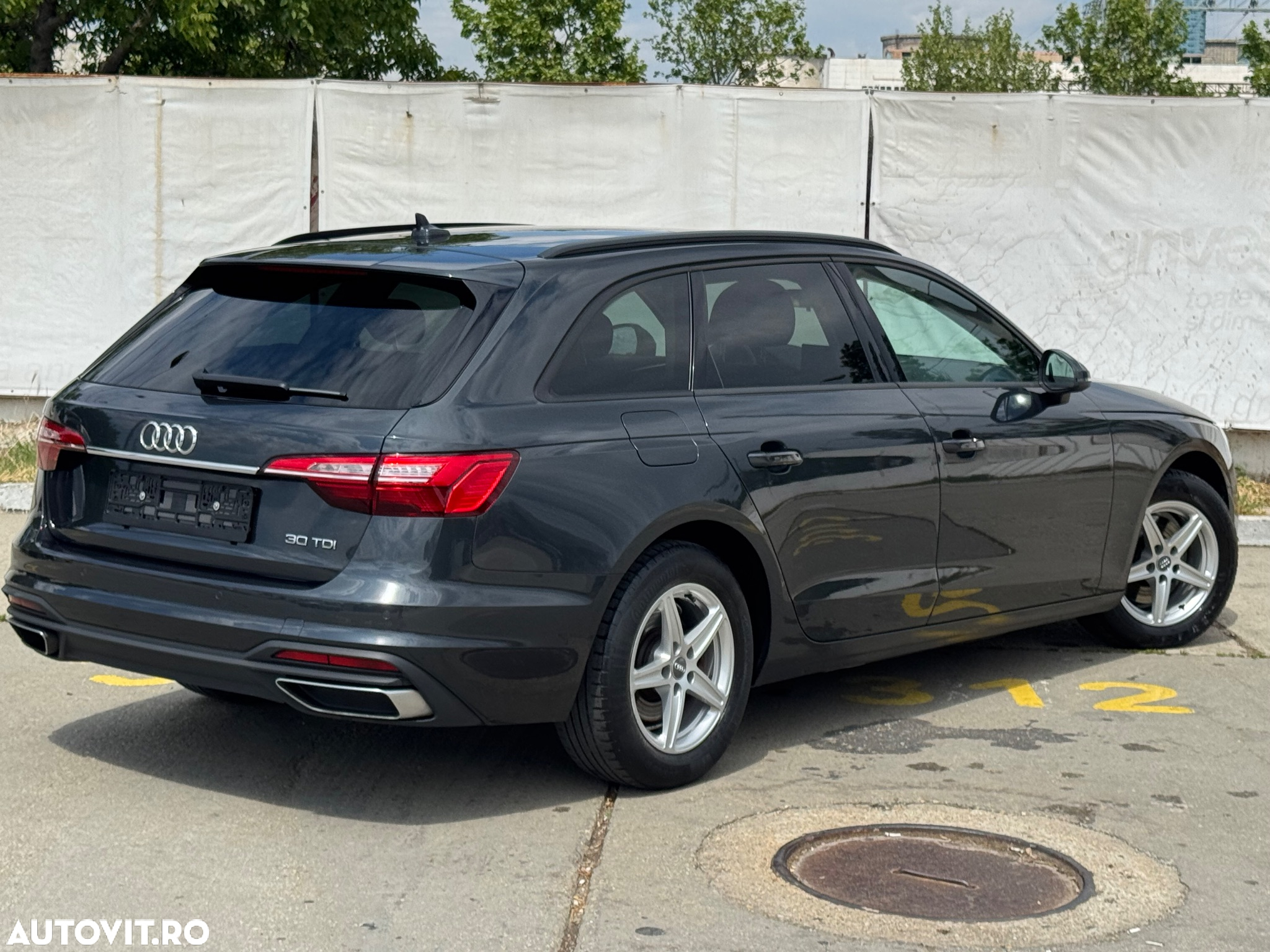 Audi A4 Avant 35 TDI S tronic - 4