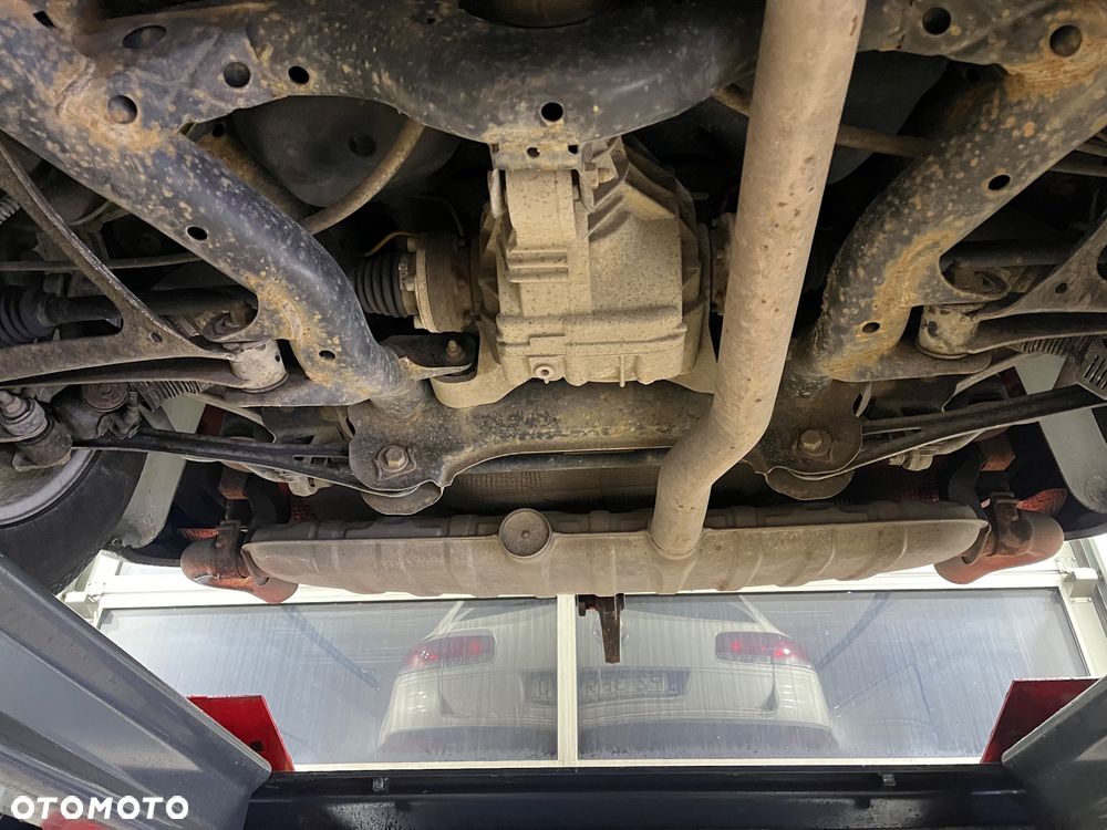 Volkswagen Touareg 3.0 V6 TDI DPF Automatik Individual - 8