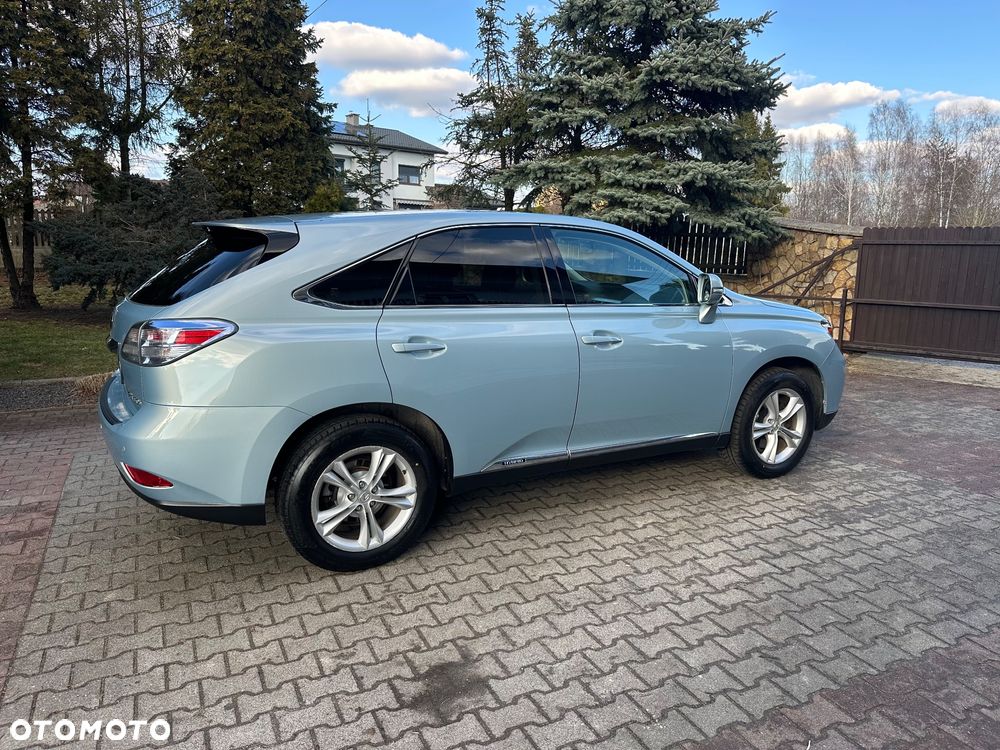 Lexus RX - 8