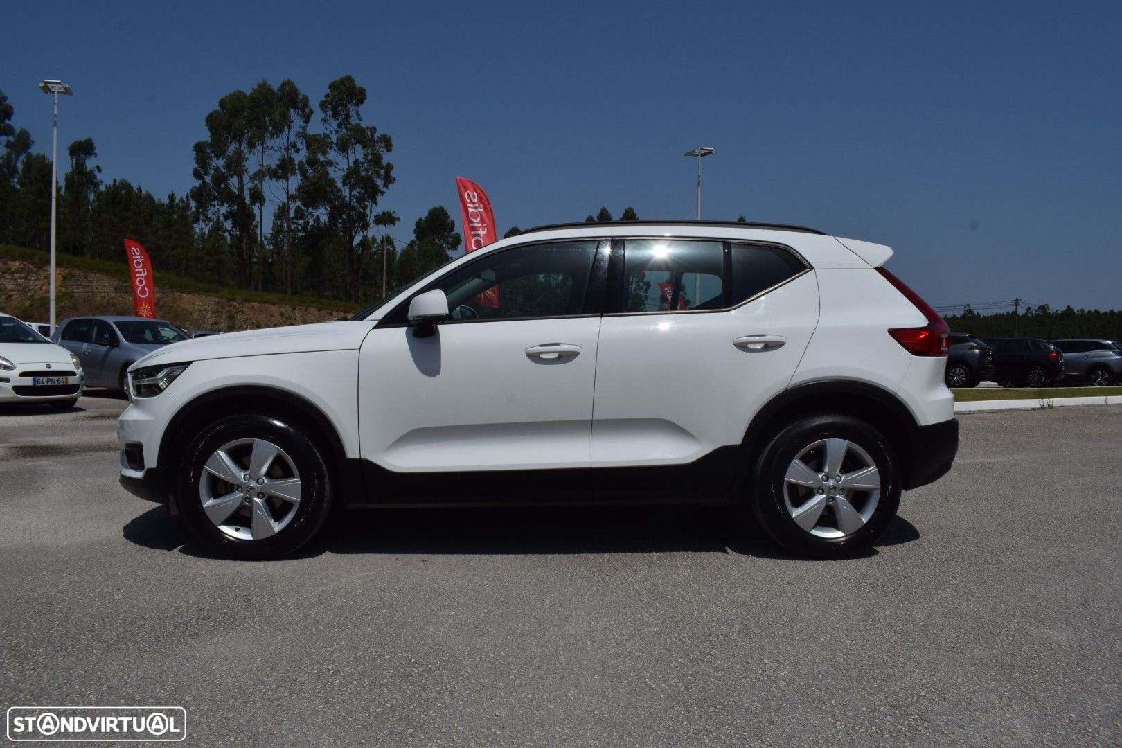 Volvo XC 40 2.0 D3 Momentum - 4
