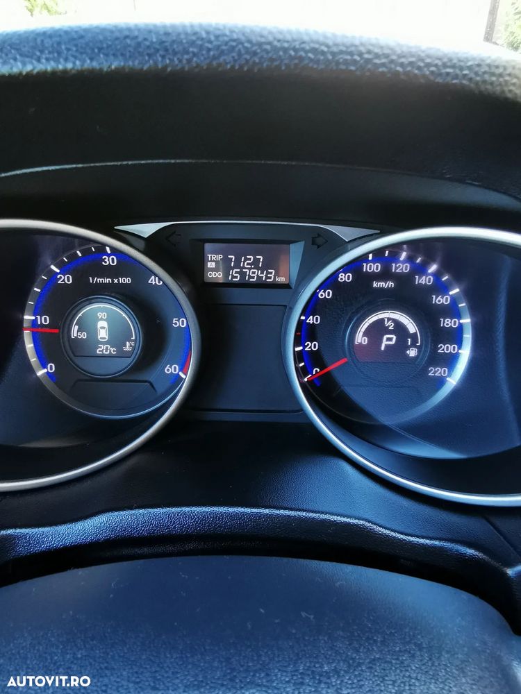 Hyundai ix35 2.0 CRDI 4WD Automatik Premium - 10